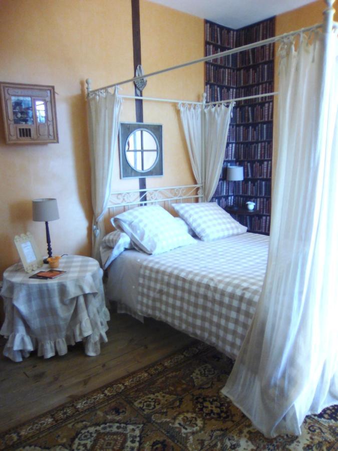 Bed and Breakfast La Ganse Blanche Usson-en-Forez Exteriér fotografie